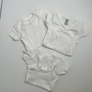 NWOT Organic Newborn onesie